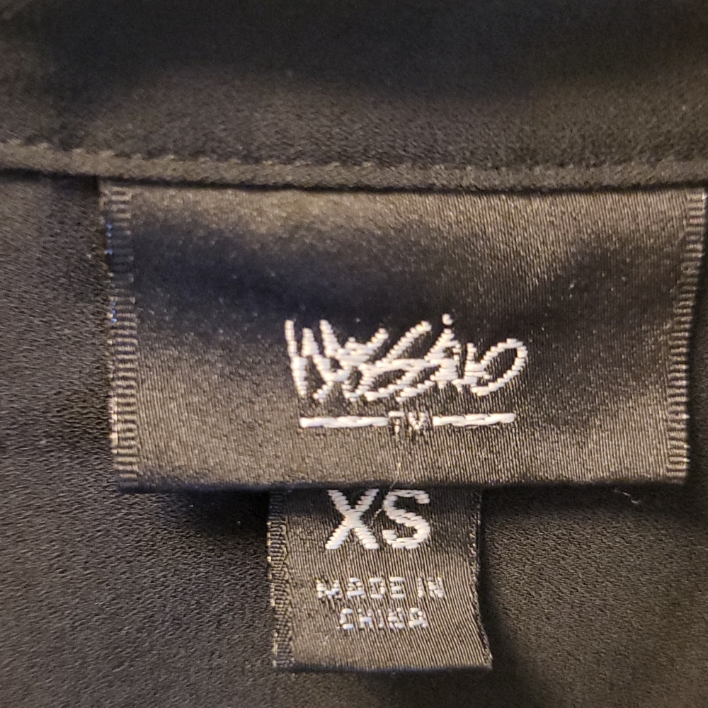 Black Button Up w/a Spaghetti Strap Black Top - Picture 5 of 8